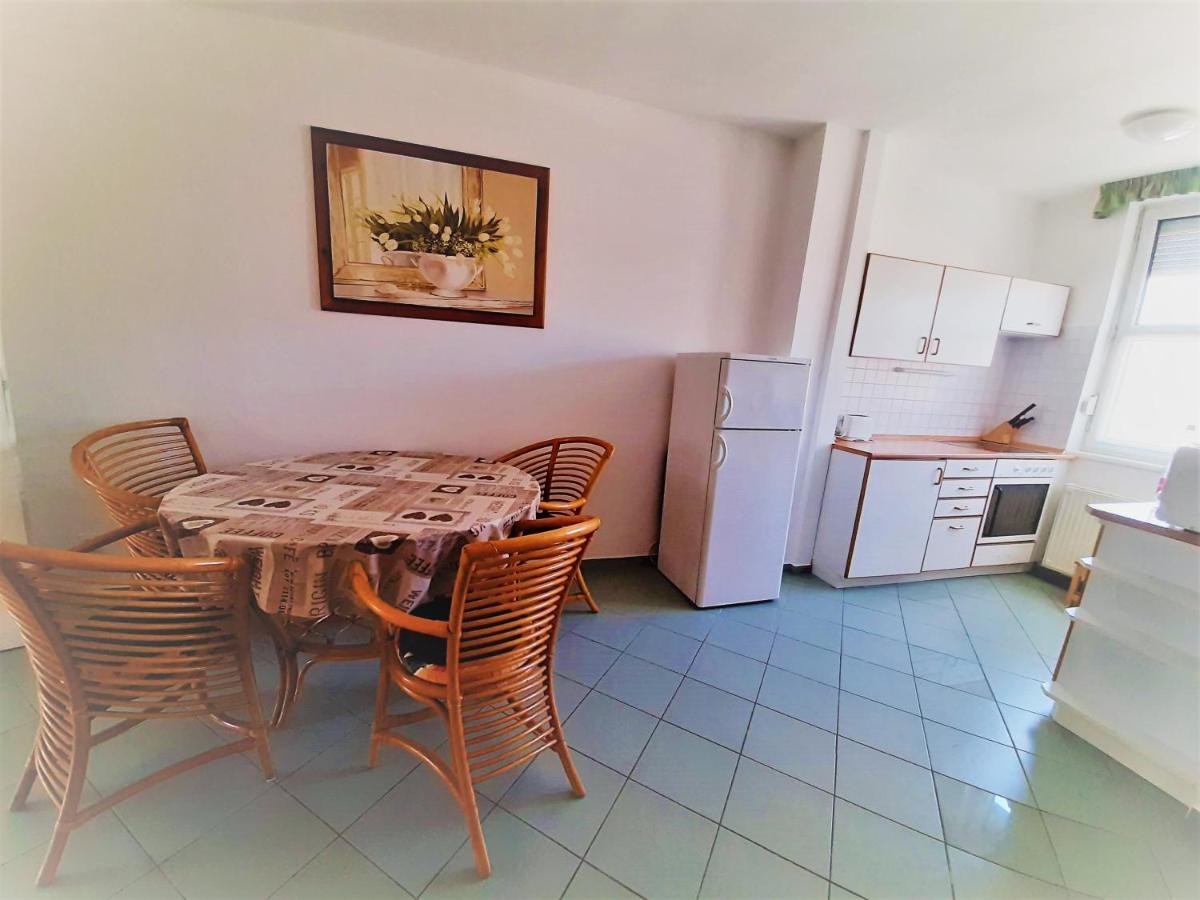 Max Thermal Apartman Hévíz Екстериор снимка